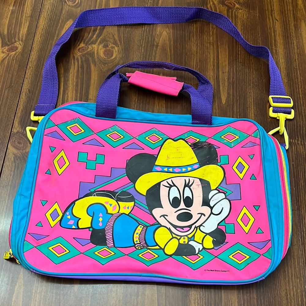 Vintage Minnie Mouse over night bag